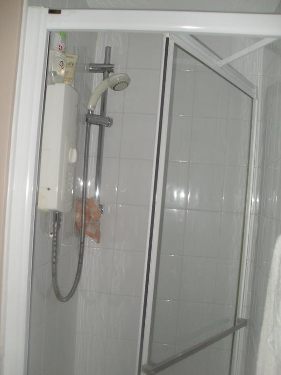 Albany Guest House Bath Quarto foto